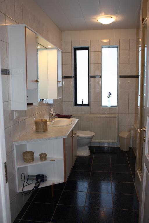 Guesthouse Gimbur Reykjarholl Esterno foto