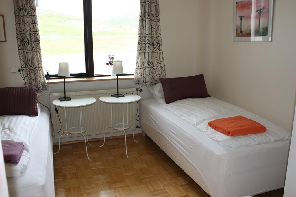 Guesthouse Gimbur Reykjarholl Esterno foto