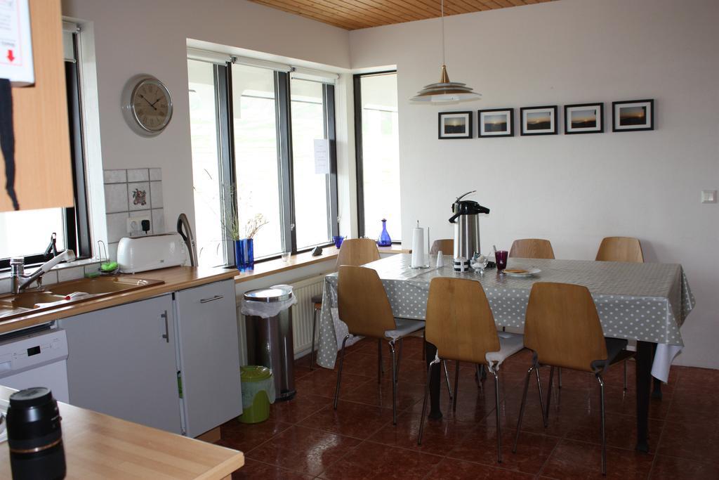 Guesthouse Gimbur Reykjarholl Esterno foto